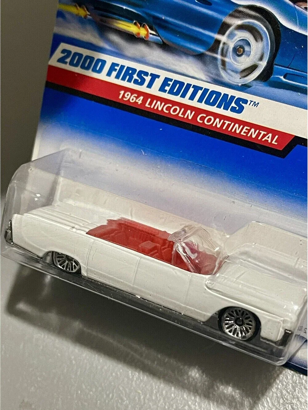 Hot Wheels 2000 First Editions 1964 Lincoln Continental #3 of 36 Collector # 063